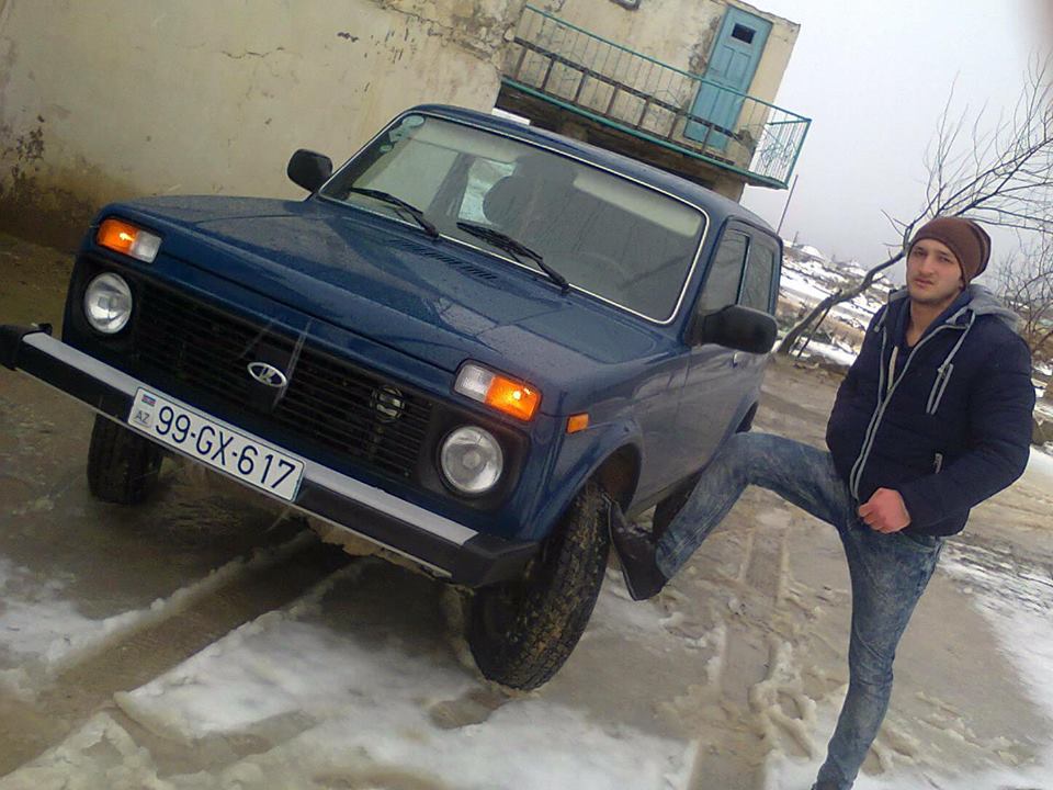 Sabir Gadimov with his car. Source: Facebook/Sabir.Qədimov