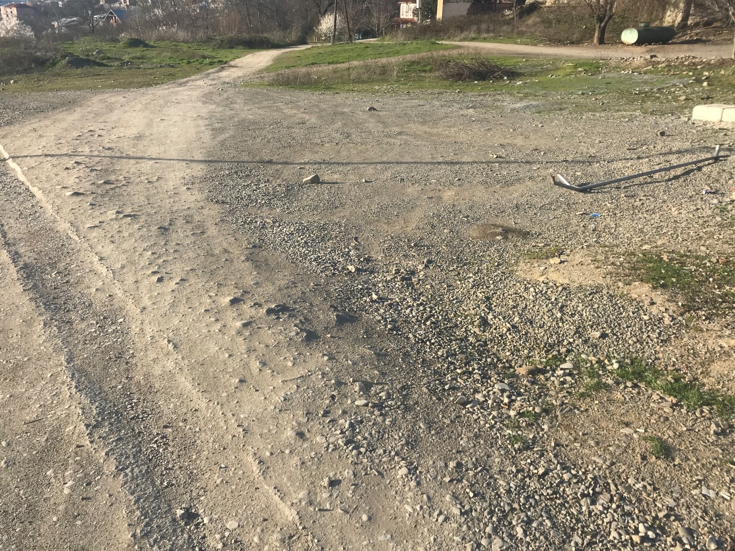 შემთხვევის ადგილი, სადაც გელაშვილმა ლალის თავში სამჯერ ესროლა